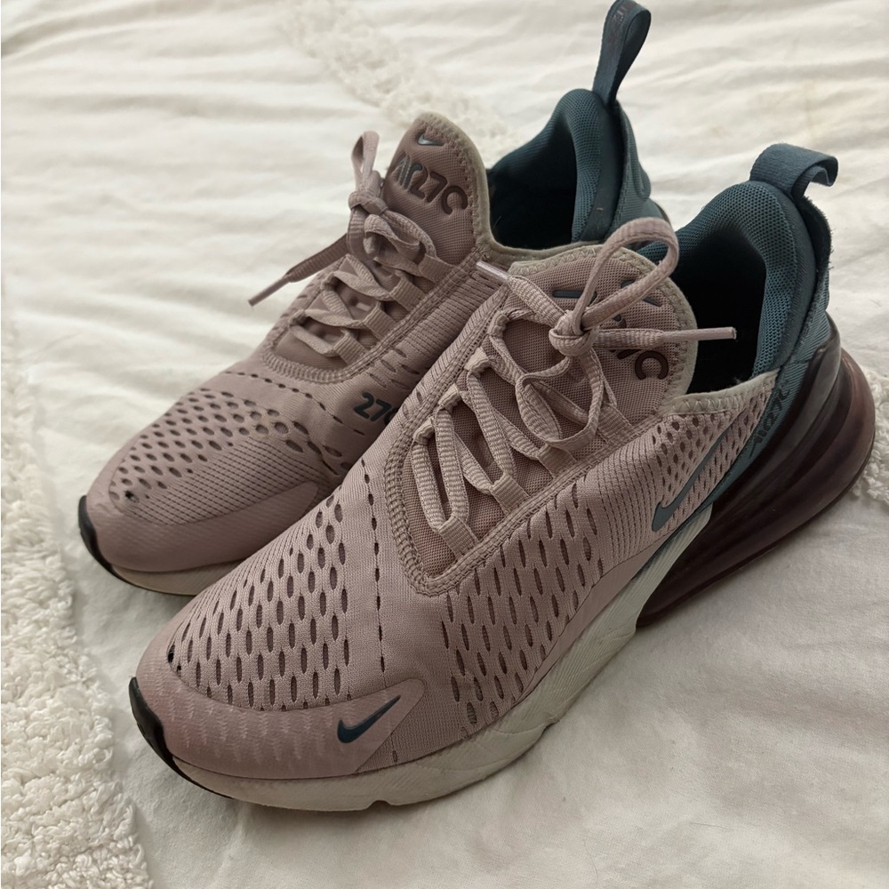 Nike Light Pink Mesh Sneakers